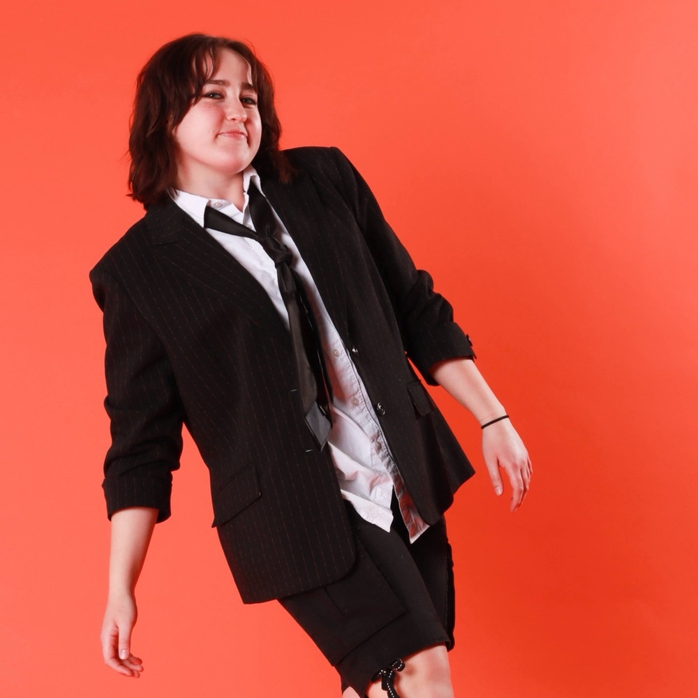 Subtle Pinstripe Blazer With A Patterned Lining - image 1